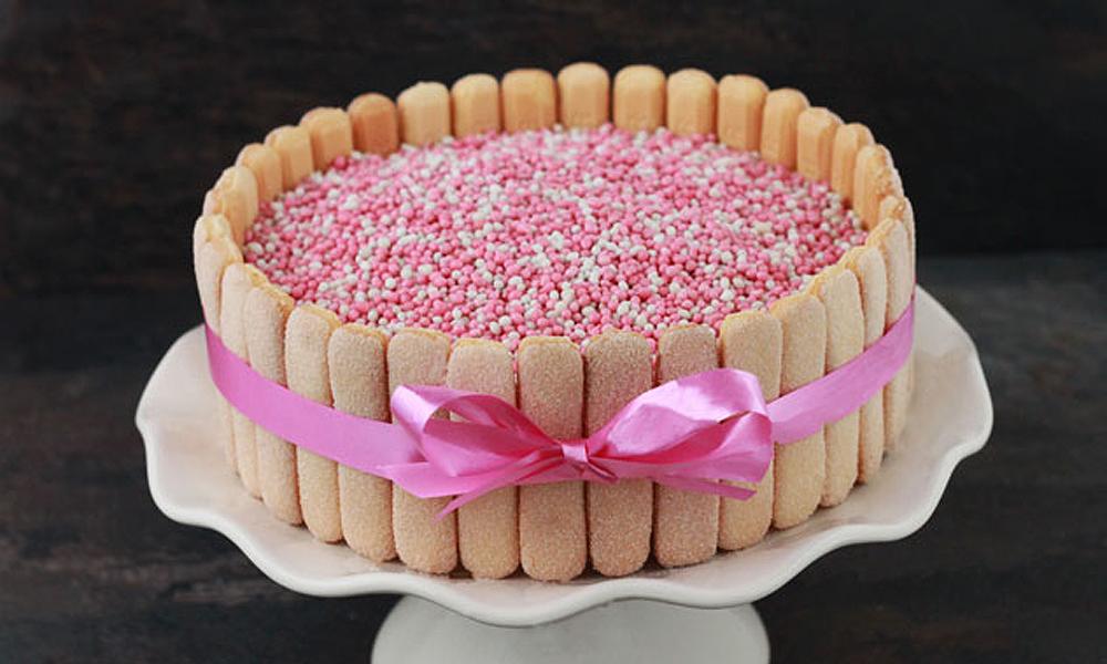 Zelf een babyshower taart maken